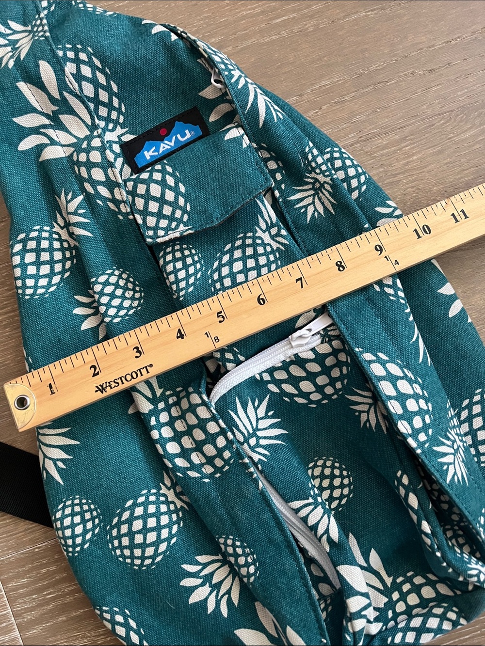 KAVU Pineapple Print Canvas Rope Bag - Picture 9 of 9